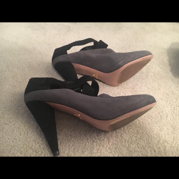 PRADA black and gray suede bootie, size 39 - Picture 4 of 5